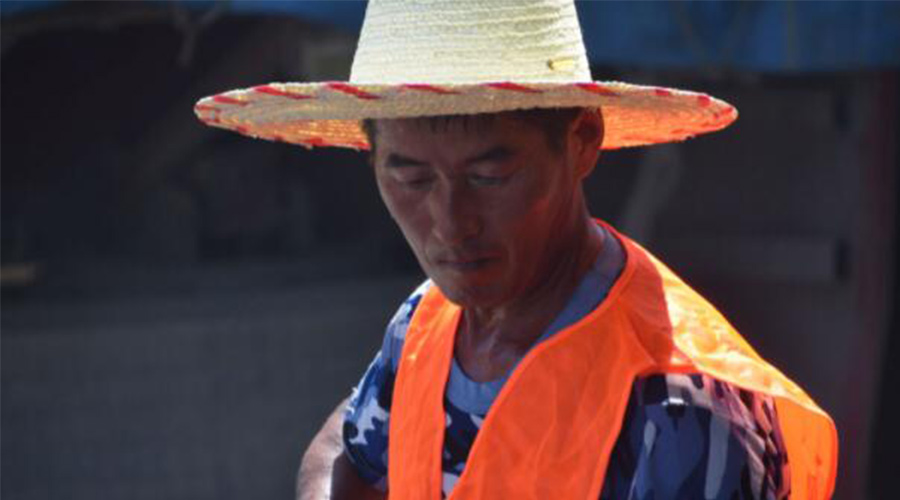 堅守的魅力！金環(huán)電器致敬每一位炎炎夏日下的勞動(dòng)者！