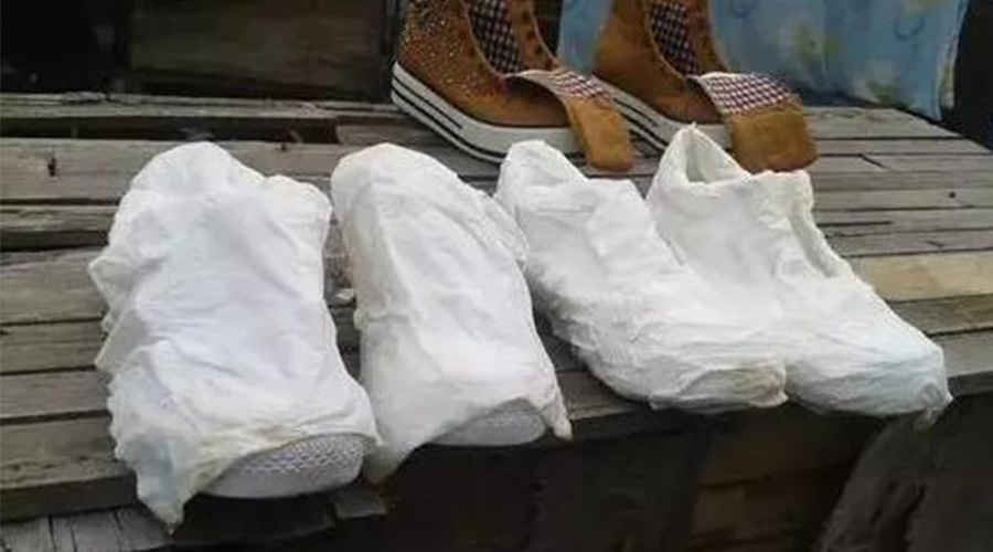 白鞋洗完如何防止變黃？衣物烘干機來(lái)拯救！